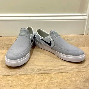 Nike SB Zoom Air Stefan Janoski canvas slip on